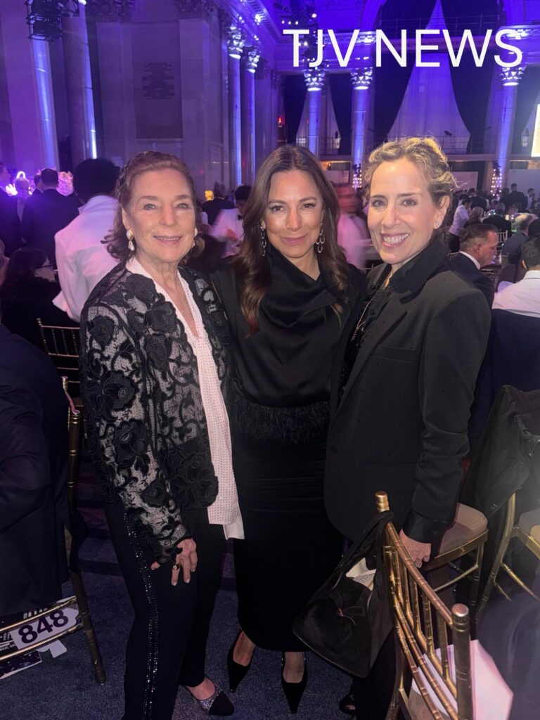 Marion Waxman, Bettina Waxman, Jodie Semel