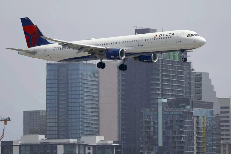 Delta Airlines Suspends Tel AvivNYC Service Through March 2025 The