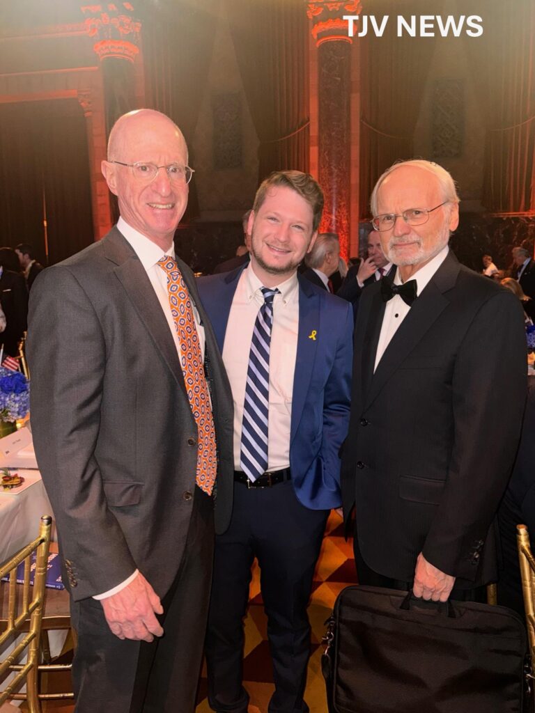 James Tisch, Shabbos Kestenbaum, Mort Klein